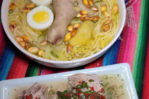 Caldo de Gallina Acevichado