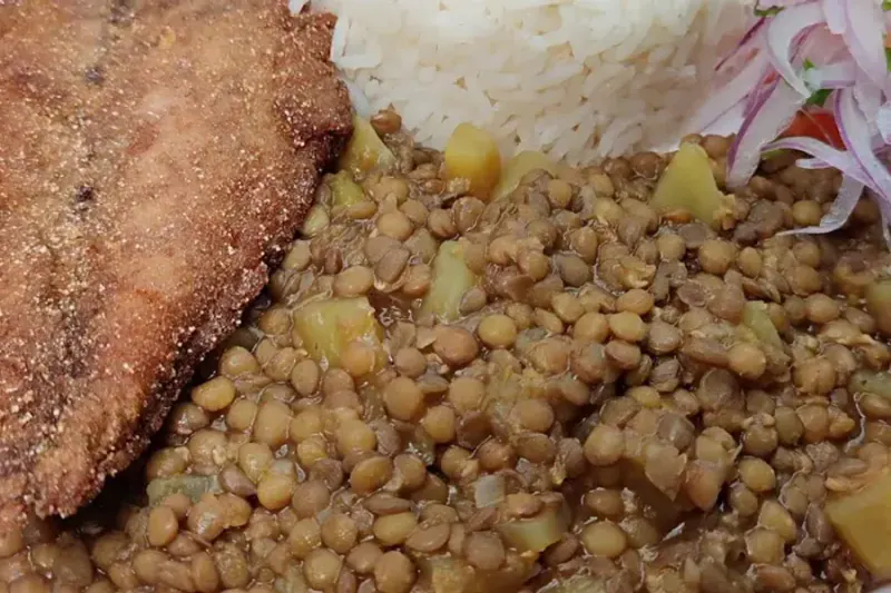Lentejitas con Pescado Frito